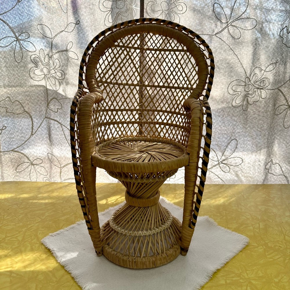 Vintage Boho Peacock Fan Chair for Doll or Plant Stand